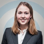 Portrait von Claudia Kück, Juristin, Wirtschaftsmediatorin, Geschäftsführerin des QualitätsVerbunds Mediation, Lehrbeauftragte für Mediation
