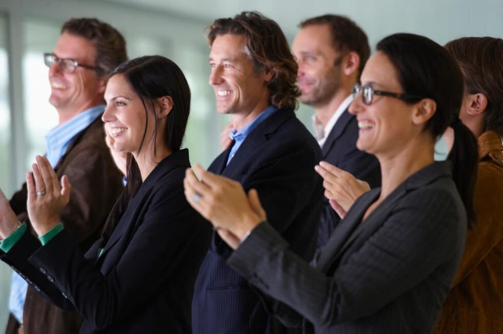 Warum unsere Teilnehmer:innen von der Mediationsausbildung bei CONSENSUS Campus begeistert sind. Und warum daraus eine echte Gemeinschaft entsteht, die weit über das Zertifikat hinausgeht